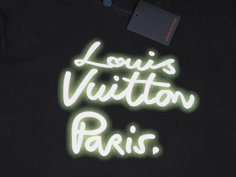 TechFriendly Louis Vuitton T-Shirts 138357