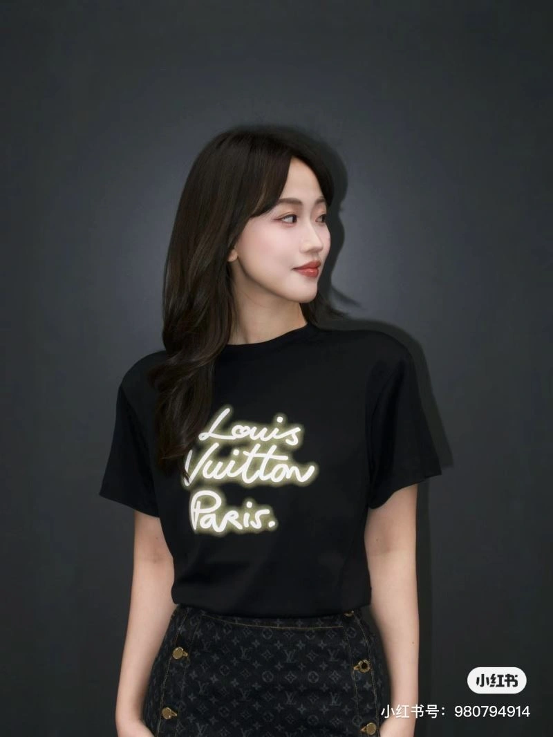 TechFriendly Louis Vuitton T-Shirts 138357