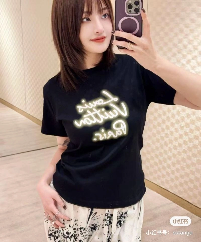 TechFriendly Louis Vuitton T-Shirts 138357