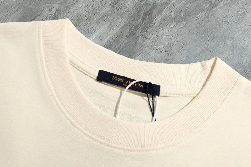 Louis Vuitton T-Shirts SmoothTexture 138355