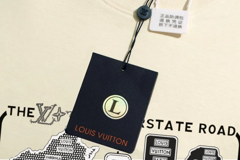 Louis Vuitton T-Shirts SmoothTexture 138355