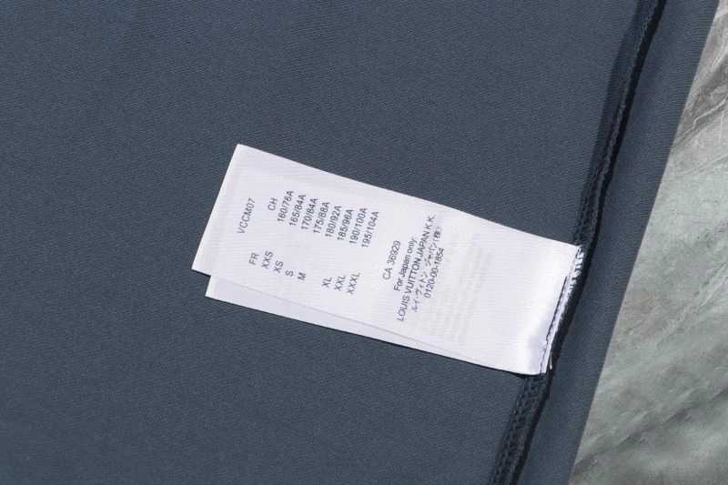 WeatherProof Louis Vuitton T-Shirts 138344