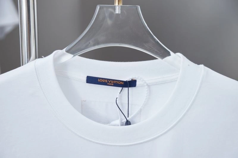 Louis Vuitton T-Shirts EyeCatching 138362