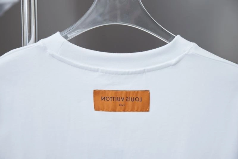 Louis Vuitton T-Shirts EyeCatching 138362