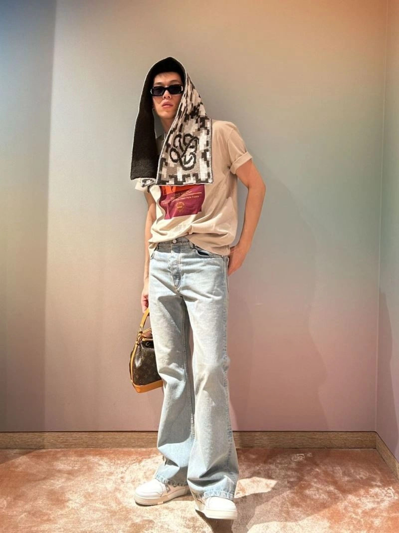 Unique Louis Vuitton T-Shirts 138342