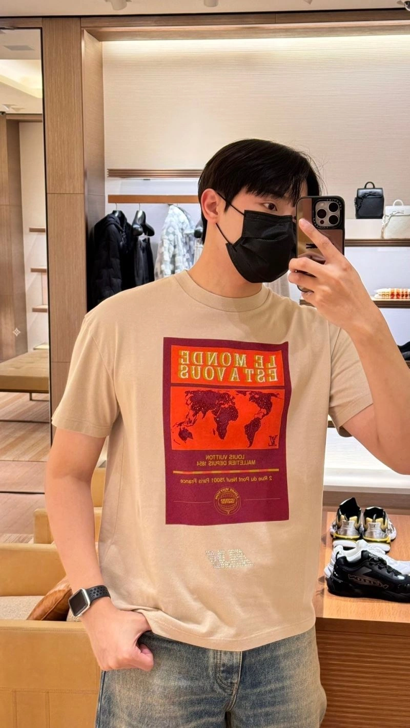 Unique Louis Vuitton T-Shirts 138342