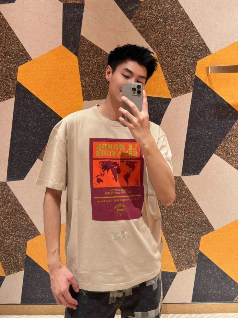 Unique Louis Vuitton T-Shirts 138342
