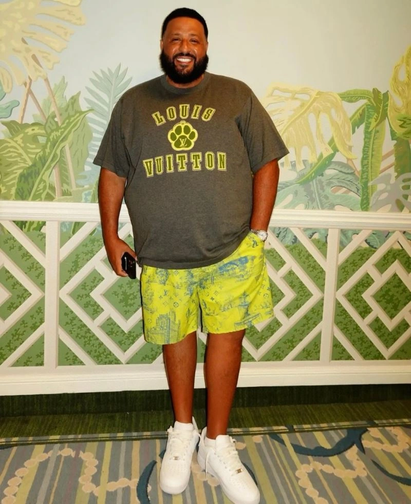EyeCatching Louis Vuitton T-Shirts 138341