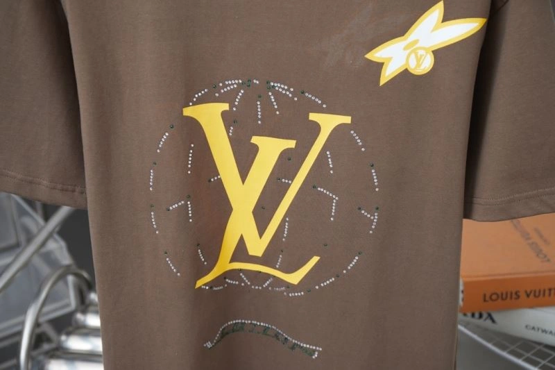 Durable Louis Vuitton T-Shirts 138338