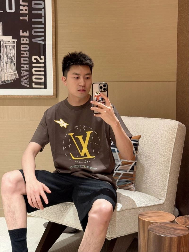 Durable Louis Vuitton T-Shirts 138338