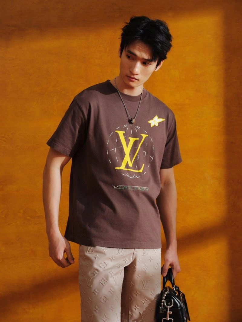 Durable Louis Vuitton T-Shirts 138338