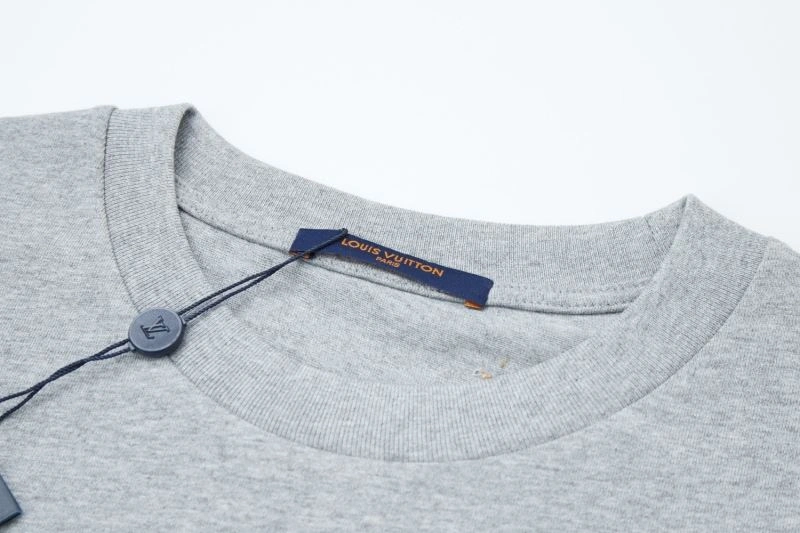 Soft Louis Vuitton T-Shirts 138330