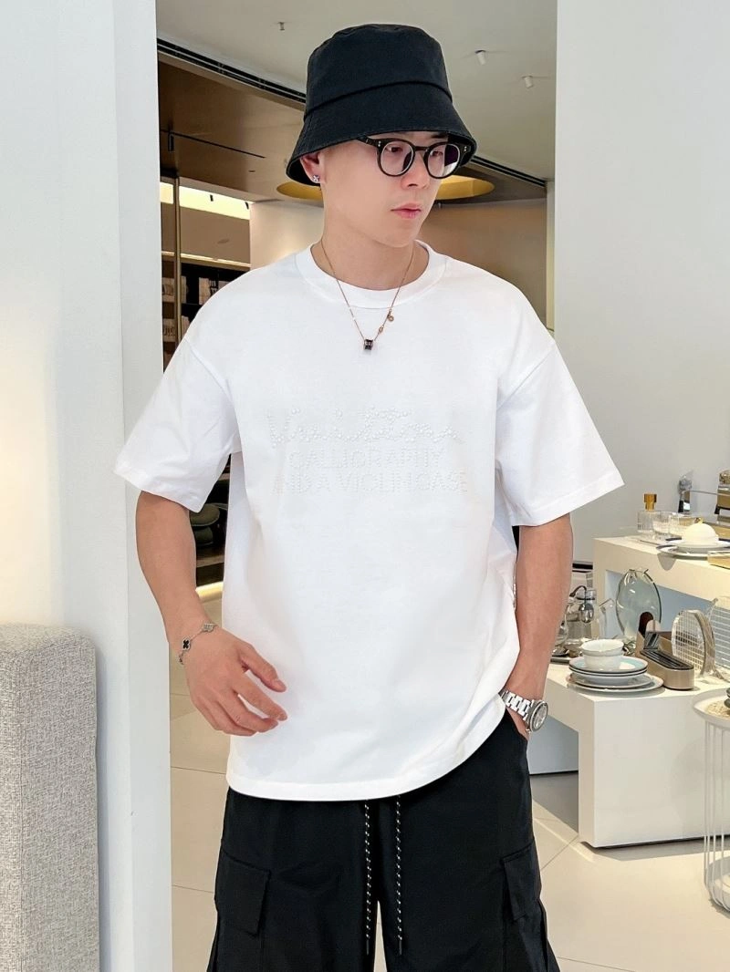Practical Louis Vuitton T-Shirts 138331