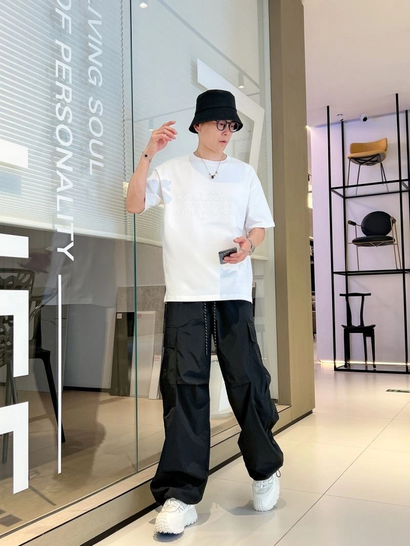Practical Louis Vuitton T-Shirts 138331