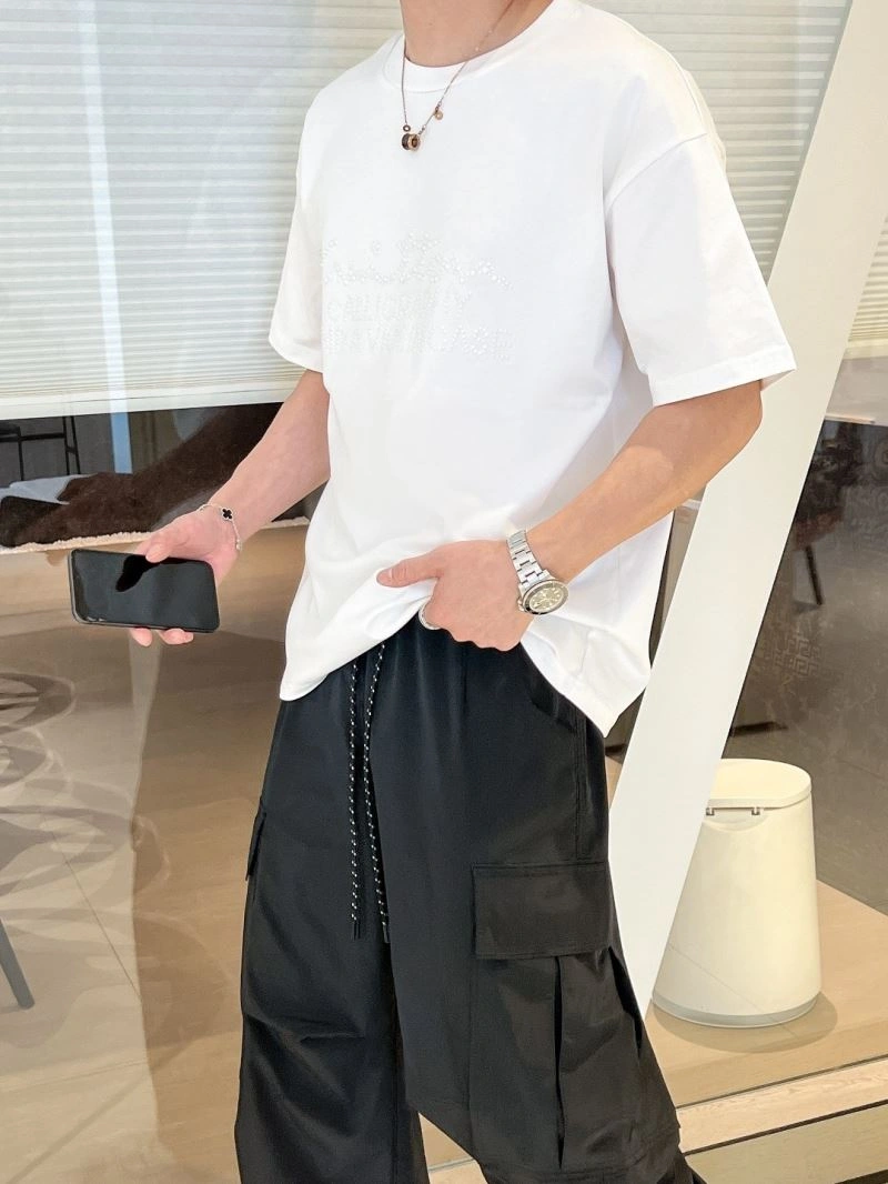 Practical Louis Vuitton T-Shirts 138331