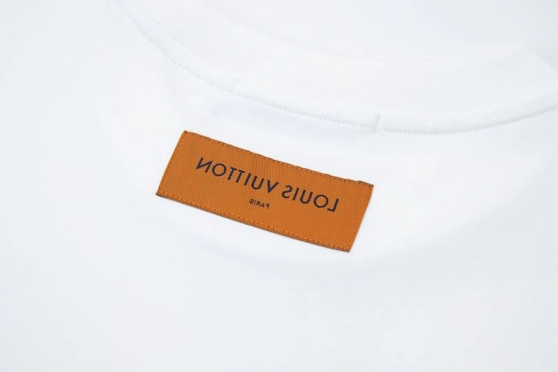 FashionForward Louis Vuitton T-Shirts 138332