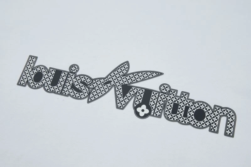Louis Vuitton T-Shirts Sustainable 138328