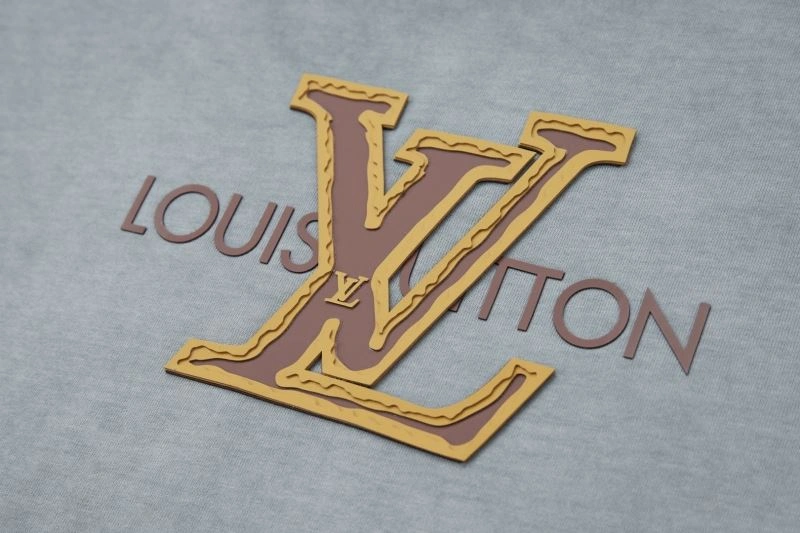 Upgraded Louis Vuitton T-Shirts 138314