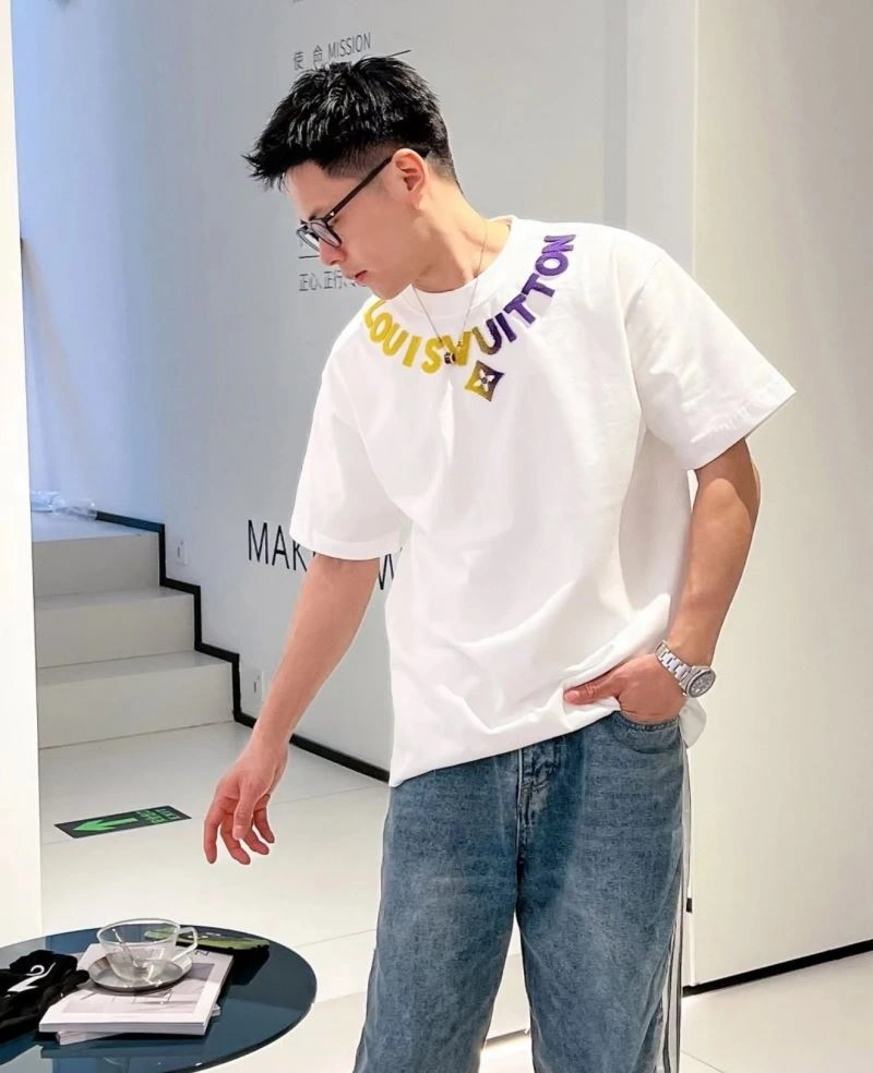 Thermal Louis Vuitton T-Shirts 138316