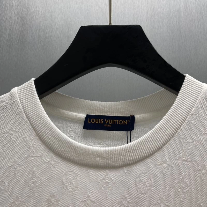 ComfortFit Louis Vuitton T-Shirts 138313
