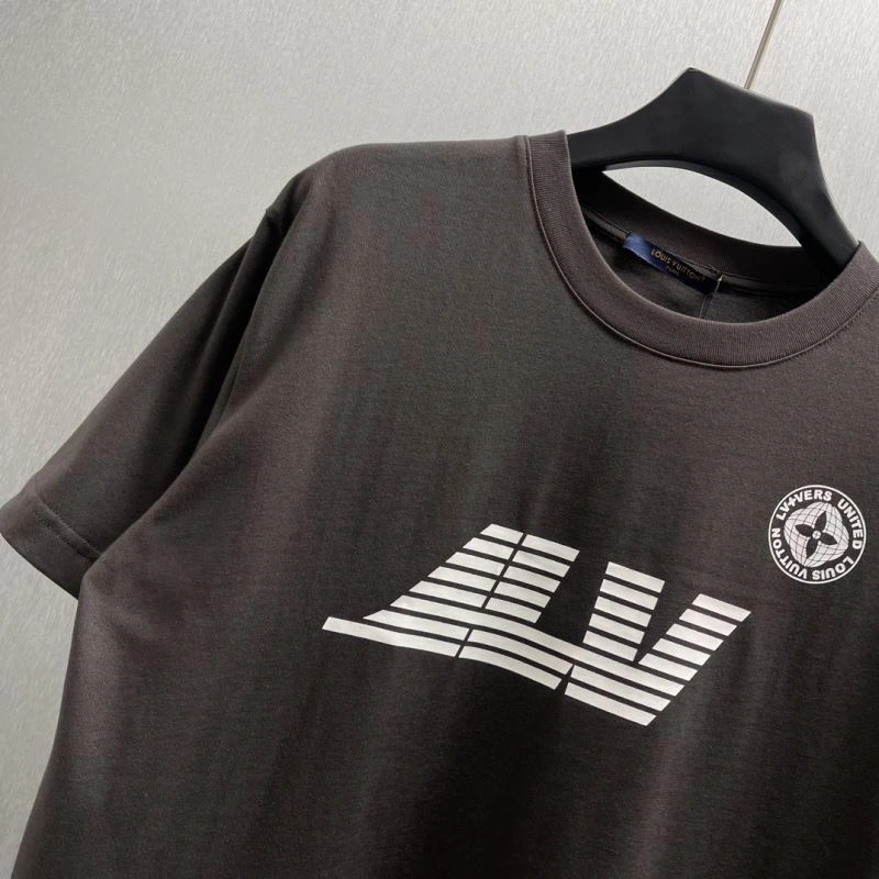 Louis Vuitton T-Shirts Stylish 138318
