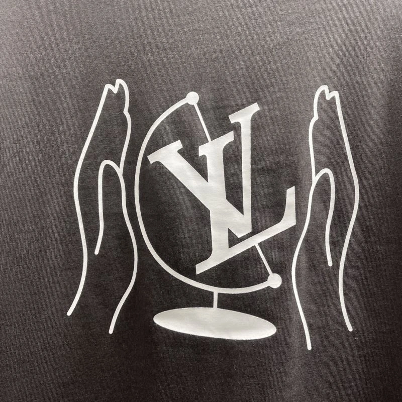 Louis Vuitton T-Shirts Stylish 138318