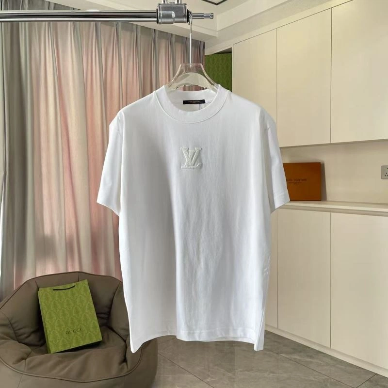 Louis Vuitton T-Shirts Resilient 138309