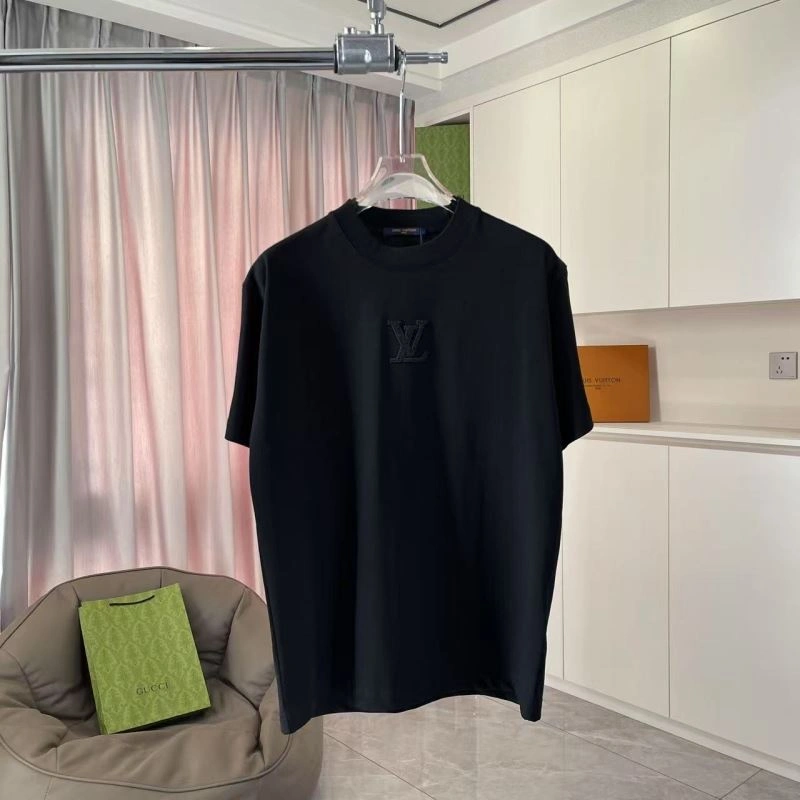 Louis Vuitton T-Shirts Bold 138325