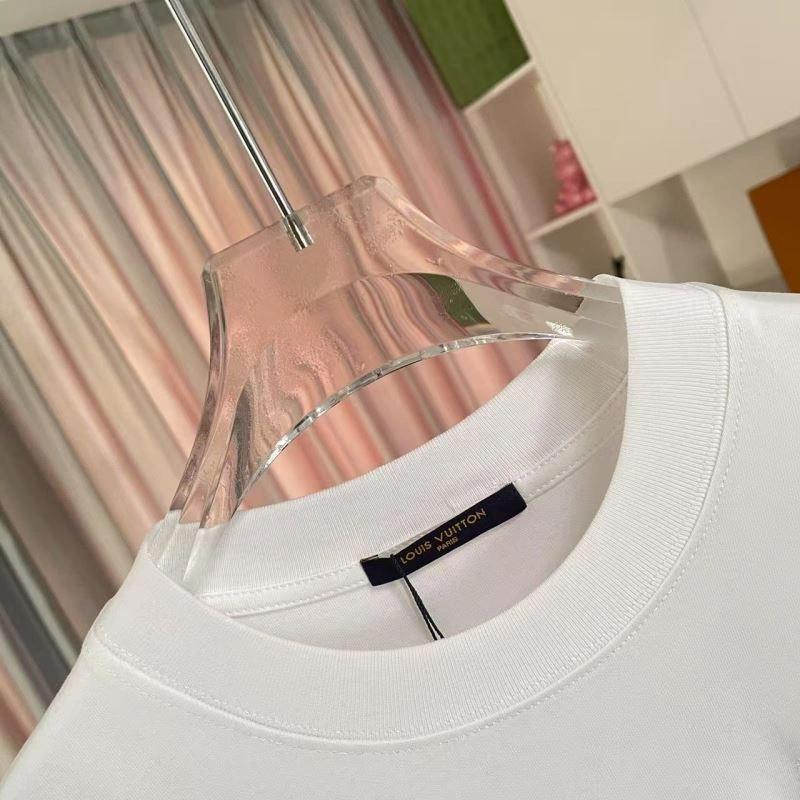 Louis Vuitton T-Shirts ComfortFit 138319