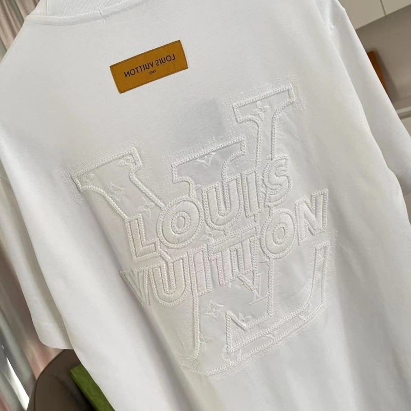 Louis Vuitton T-Shirts ComfortFit 138319