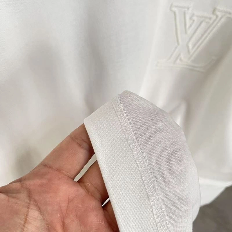 Louis Vuitton T-Shirts ComfortFit 138319
