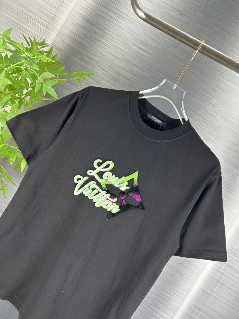 FashionForward Louis Vuitton T-Shirts 138311