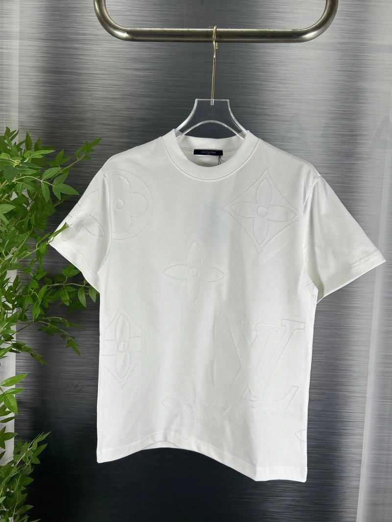 Comfortable Louis Vuitton T-Shirts 138306