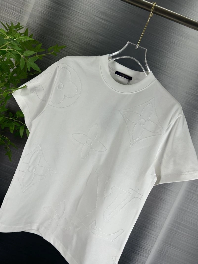 Comfortable Louis Vuitton T-Shirts 138306