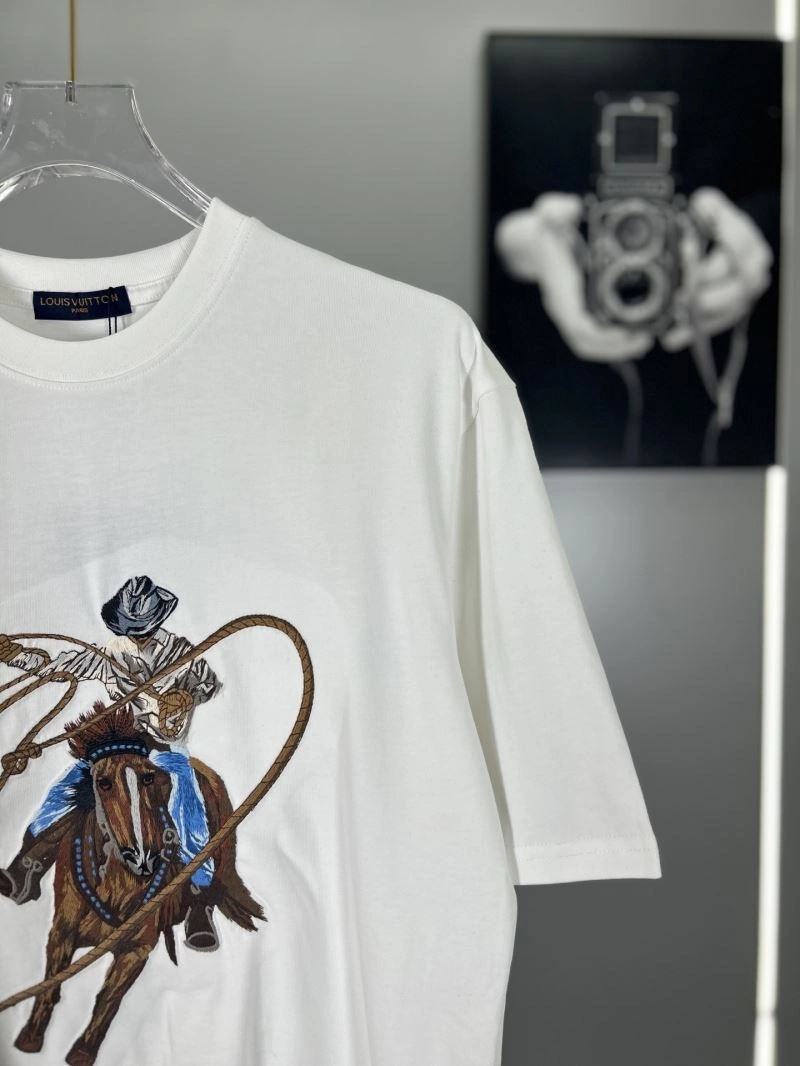 Packable Louis Vuitton T-Shirts 138293