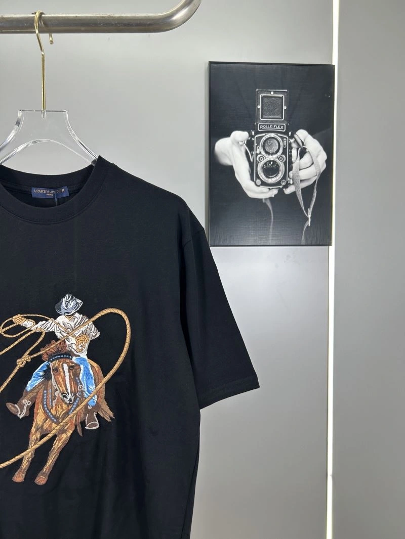 Louis Vuitton T-Shirts Effortless 138289