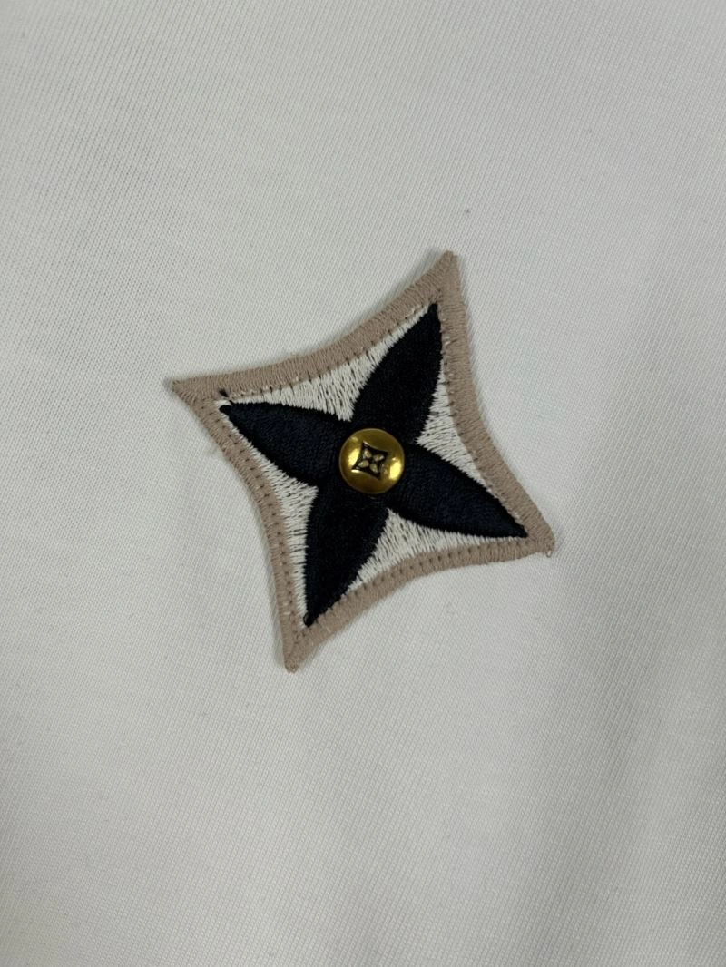 Louis Vuitton T-Shirts Elegant 138290
