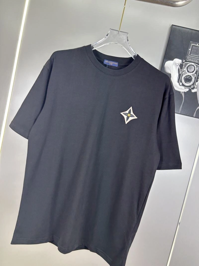 Casual Louis Vuitton T-Shirts 138288