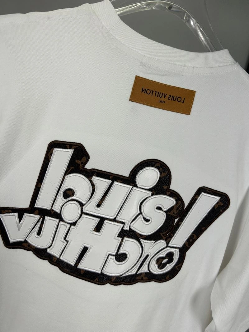 Louis Vuitton T-Shirts Refined 138285