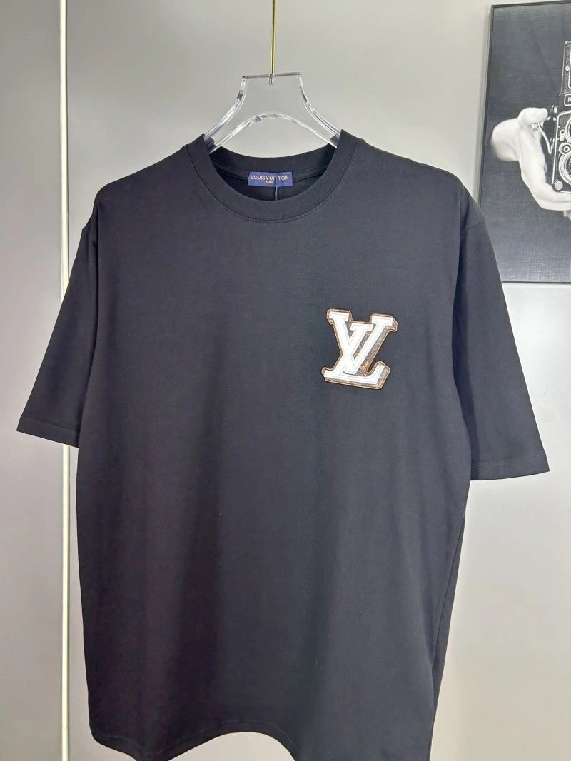Louis Vuitton T-Shirts GoodFit 138286