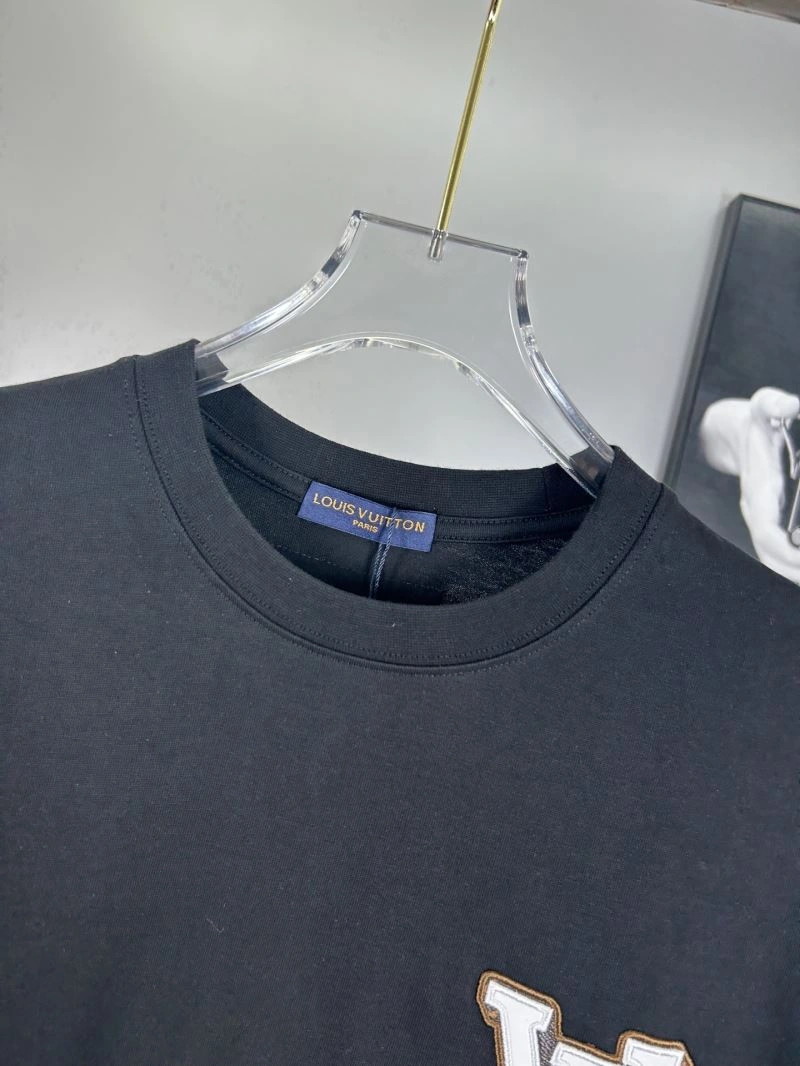 Louis Vuitton T-Shirts GoodFit 138286