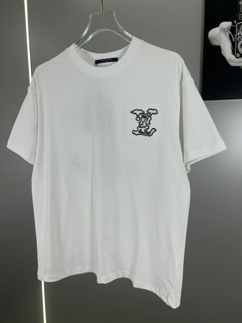 Louis Vuitton T-Shirts Durable 138281