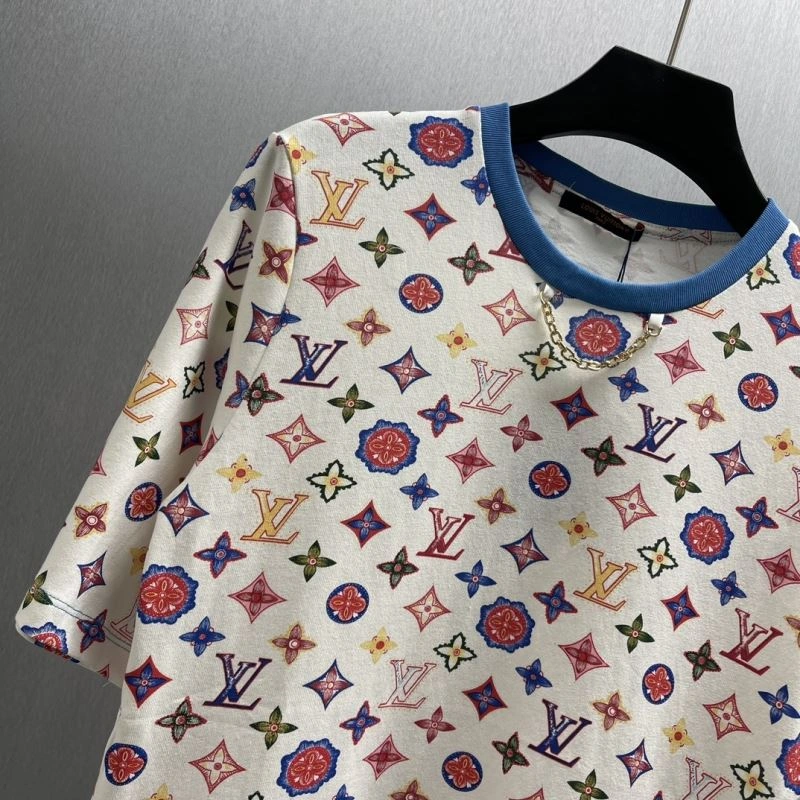 Louis Vuitton T-Shirts FashionForward 138284