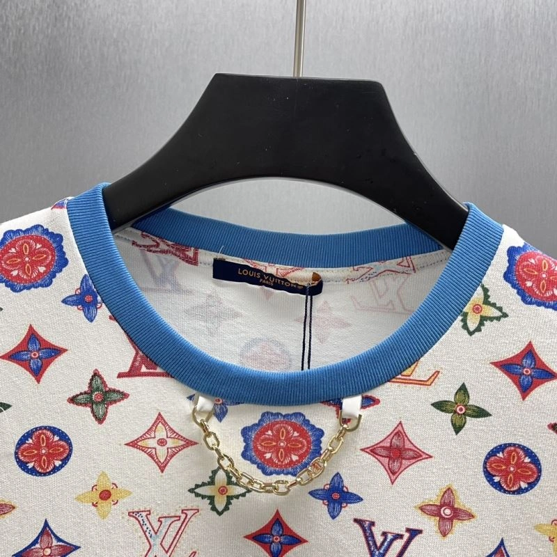 Louis Vuitton T-Shirts FashionForward 138284