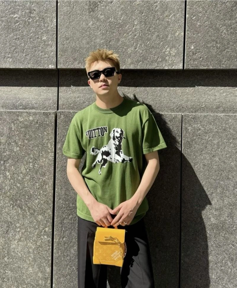 Louis Vuitton T-Shirts Classic 138279