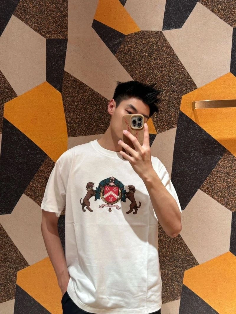 Louis Vuitton T-Shirts Practical 138275