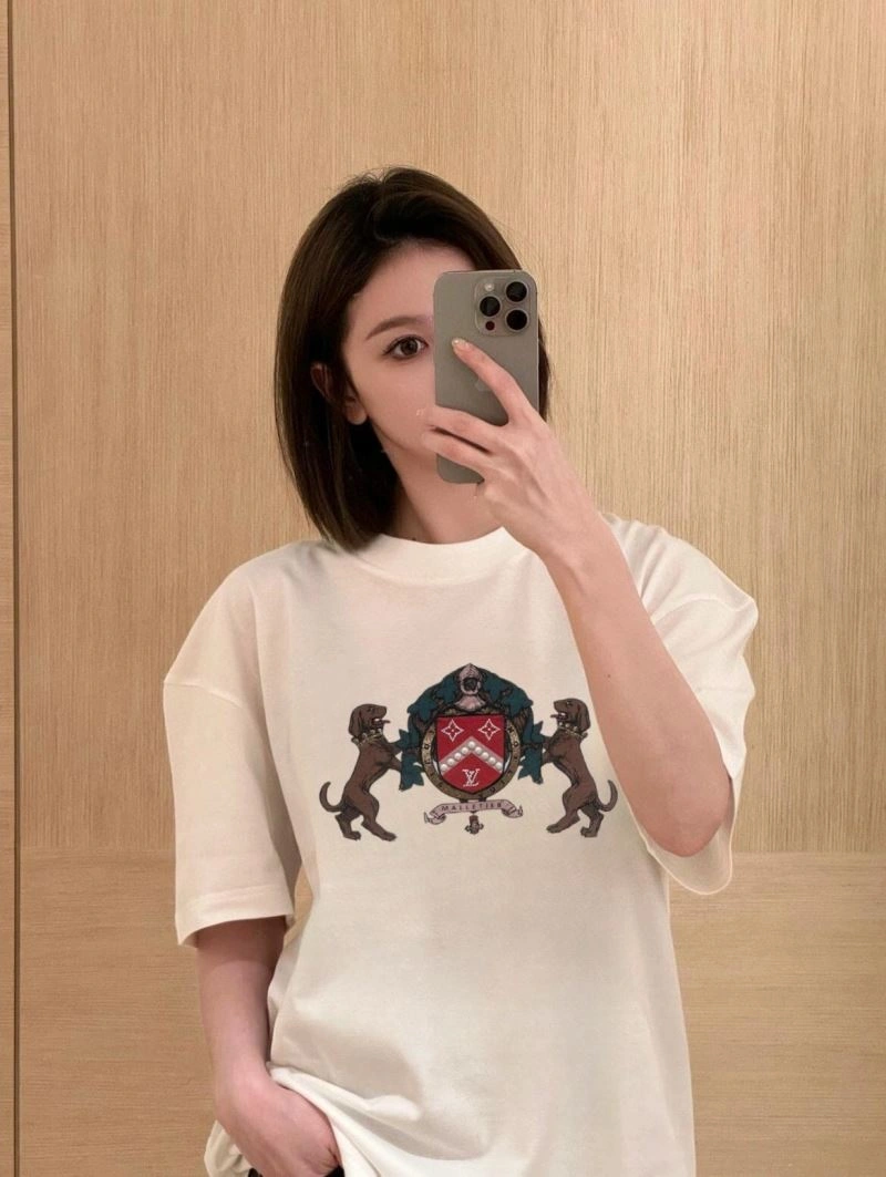 Louis Vuitton T-Shirts Practical 138275