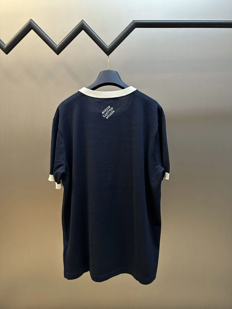 Louis Vuitton T-Shirts Minimalist 138270