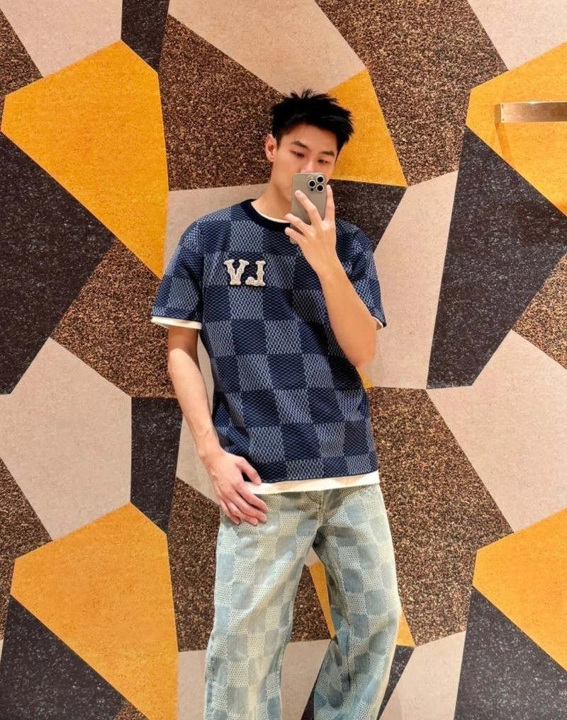Neat Louis Vuitton T-Shirts 138280