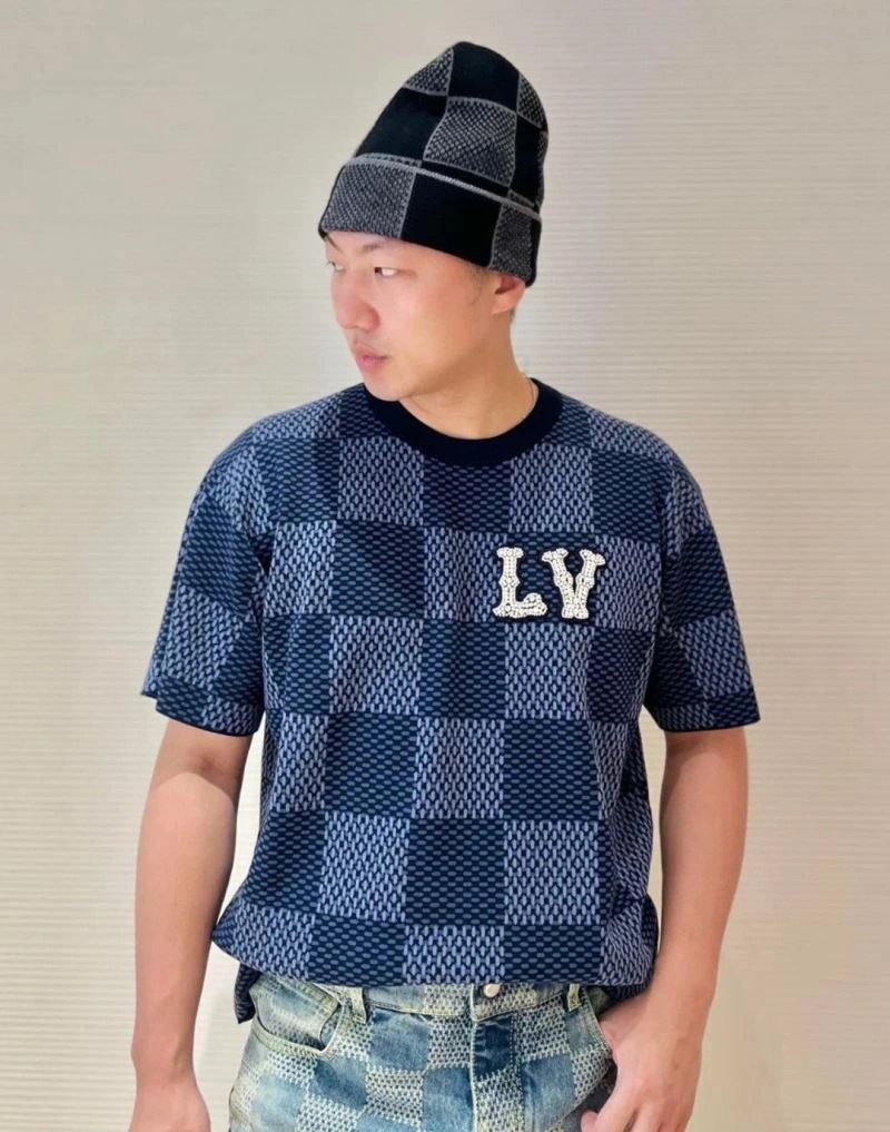 Neat Louis Vuitton T-Shirts 138280